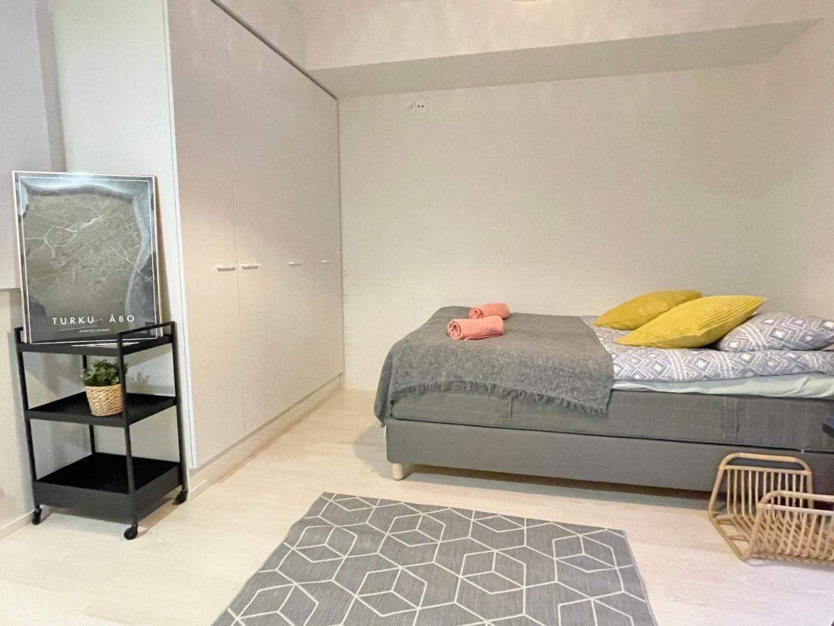 Haalia Homes Turku Paeaeskynpesae Exteriör bild