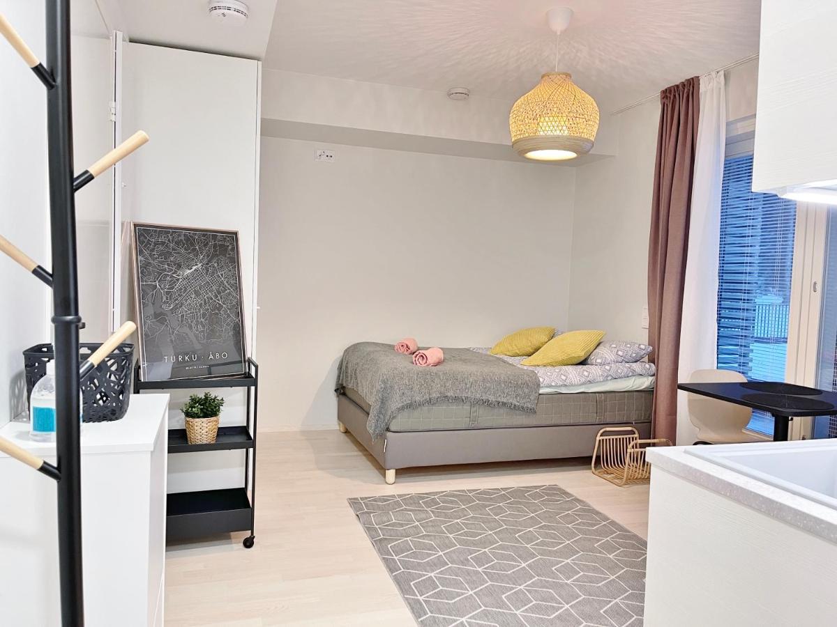 Haalia Homes Turku Paeaeskynpesae Exteriör bild